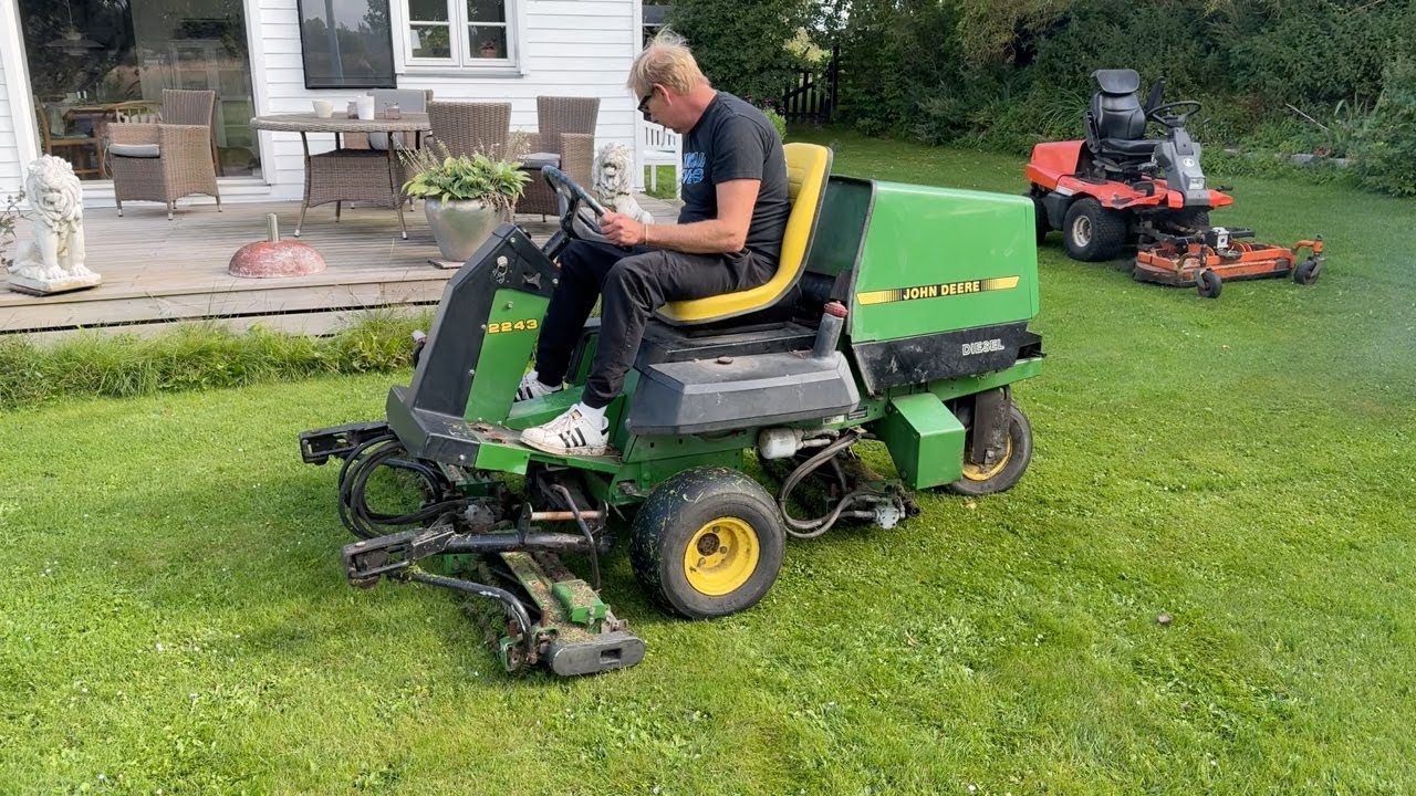 Køb Cylinderklipper John Deere 2243 Greensmow på Klaravik