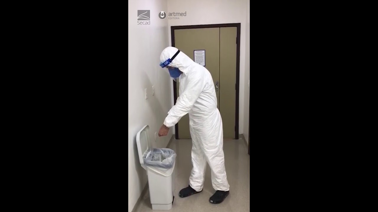 Paramentação de macacão e face shield para covid-19