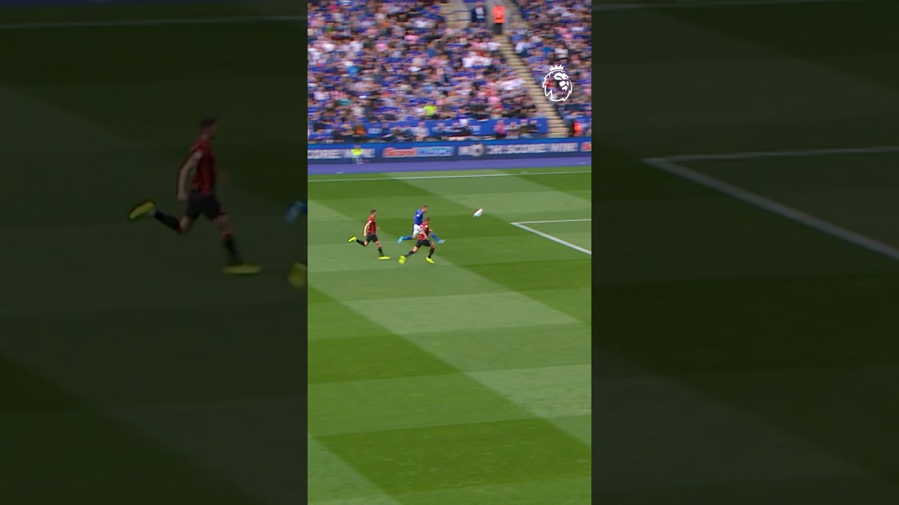 Jamie Vardy BRILLIANT lob v Bournemouth!