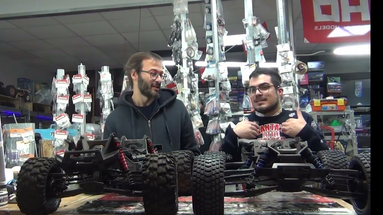 Confronto TRAXXAS XRT e X-MAXX