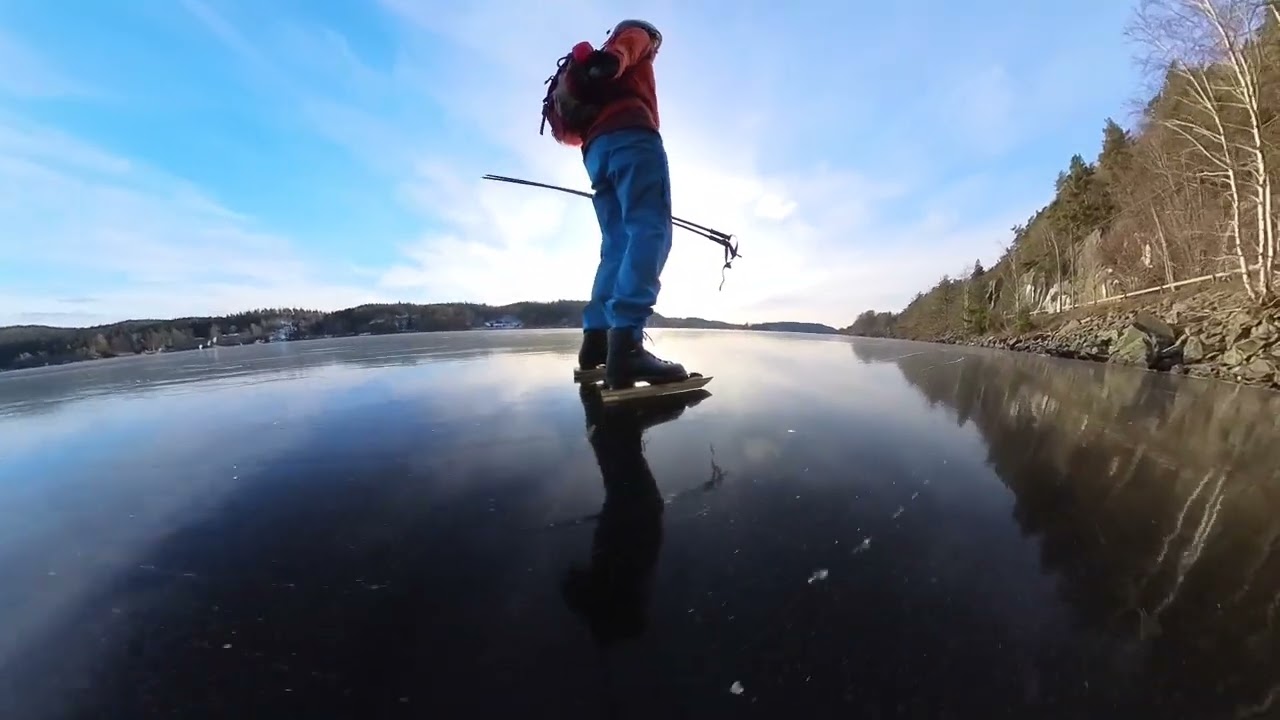 Långfärdsskridskor på Landvettersjön