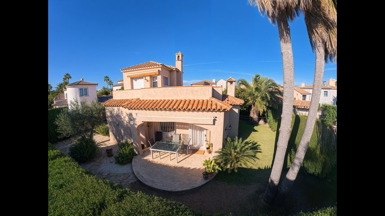 Casa individual junto a la playa  - VENTA - Oliva Nova - Costa Blanca. VOL 2