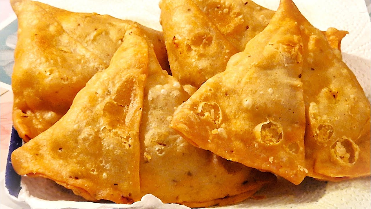 Jumbo-Size Potato Samosas with Chana 😋 | Quick & Easy Ramadan Recipe