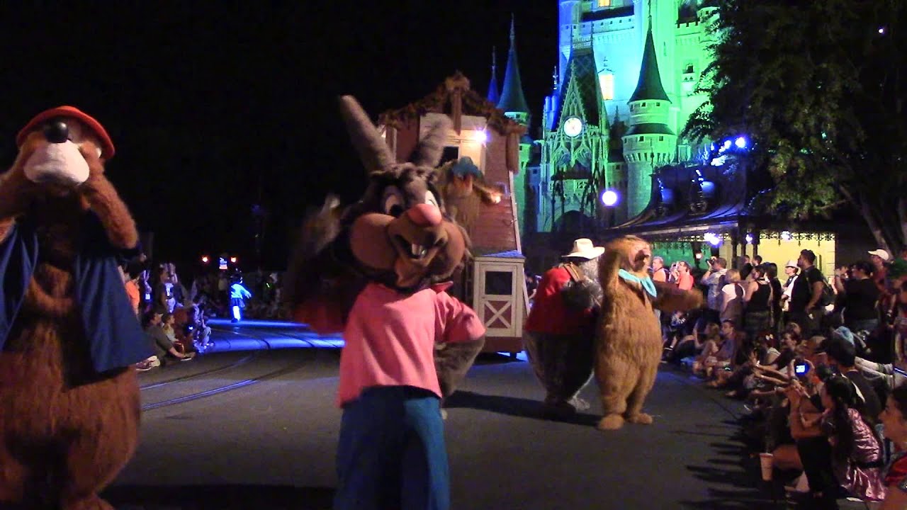 Mickey's Boo-to-You Halloween Parade at Magic Kingdom, Walt Disney World
