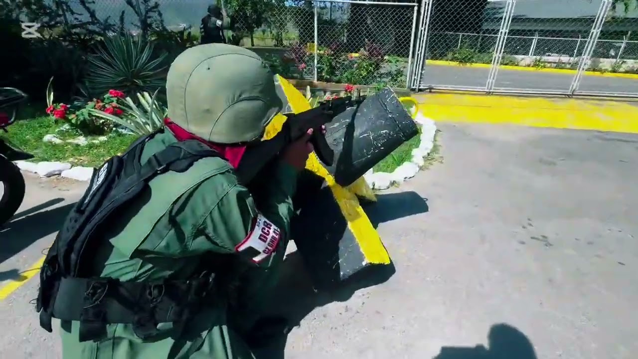 Práctica del Plan de Defensa inmediata, para garantizar las seguridad y resguardo.