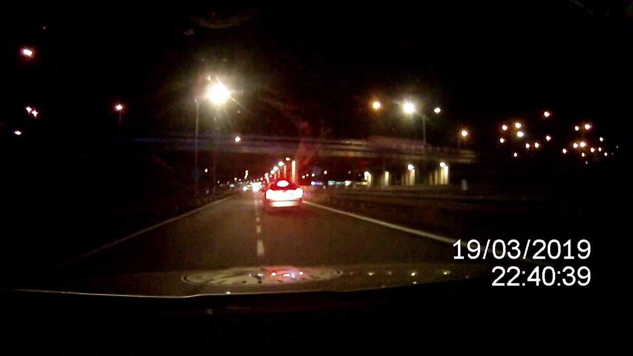 Policie ČR: Zběsilou jízdu cizince v Brně ukončila až policejní střelba
