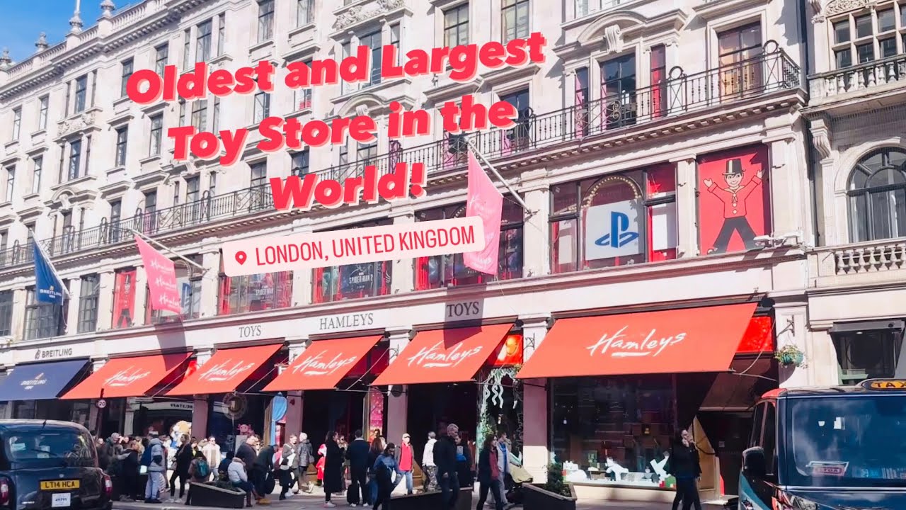 HAMLEYS TOY STORE / LONDON