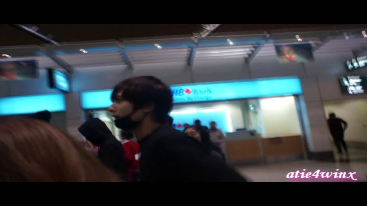 121106 JaeHyo tried to speak English (Block B Departure KLIA)