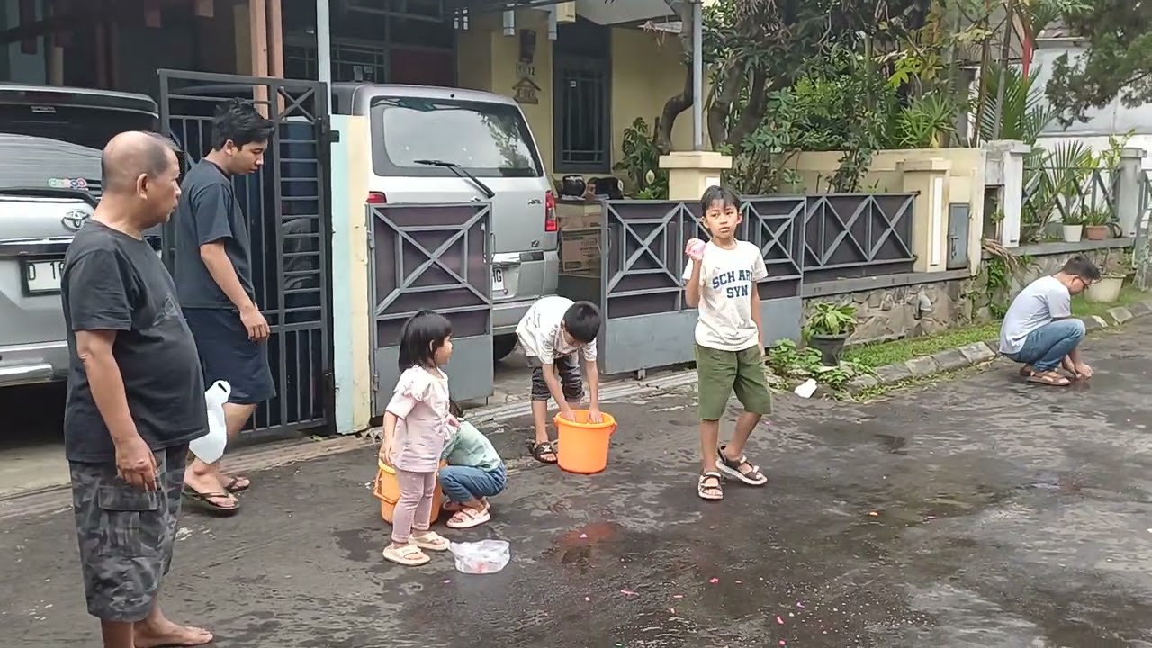 Serunya bermain balon air 👦🏻🧑👧💧