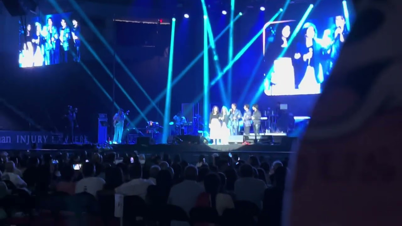 Sonu nigam live - old songs