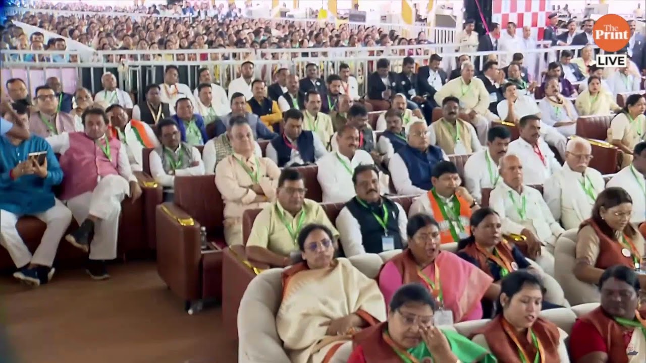 LIVE : PM Modi inaugurates new building of Chhattisgarh Vidhansabha at Nava Raipur