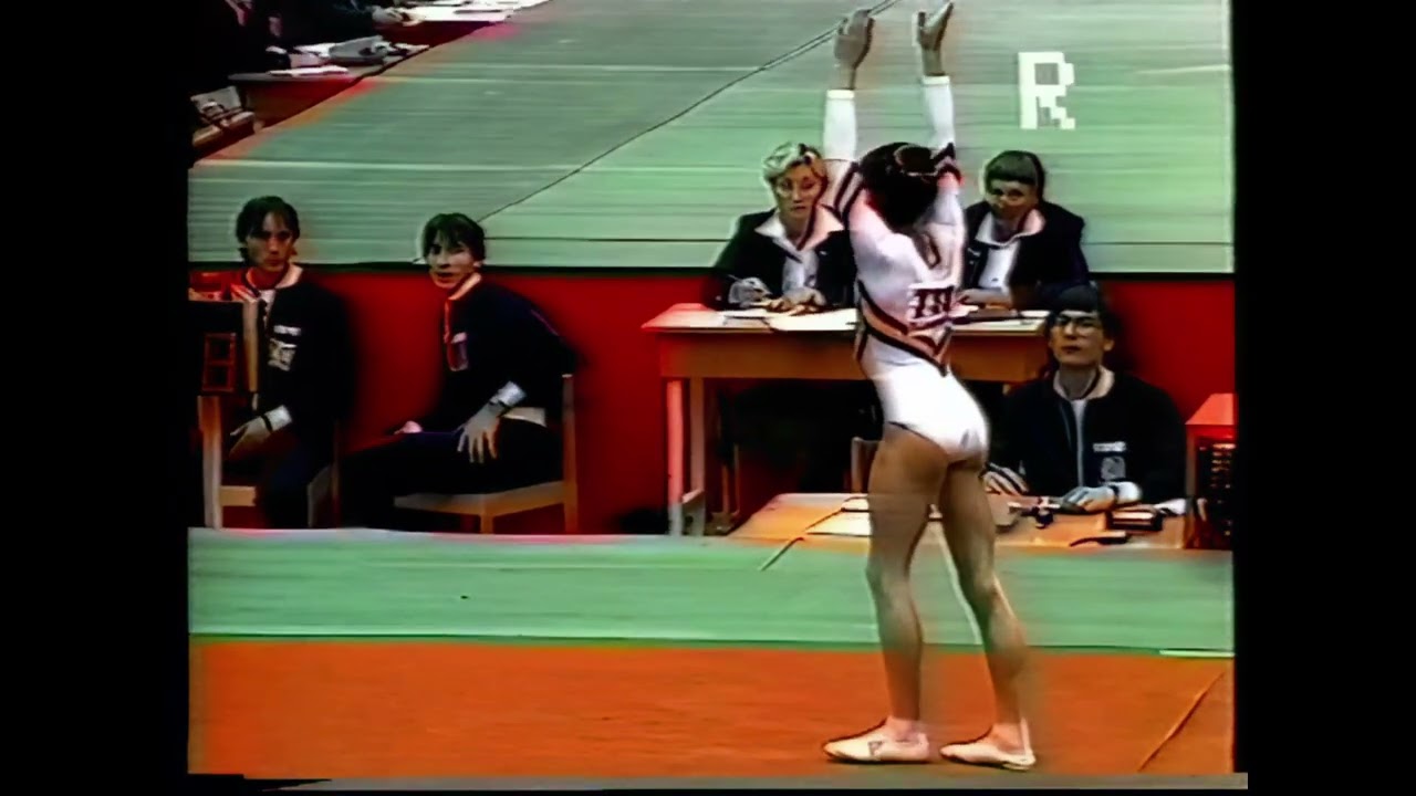 AA 1983 World Championships   Laura Cutina ROU VT