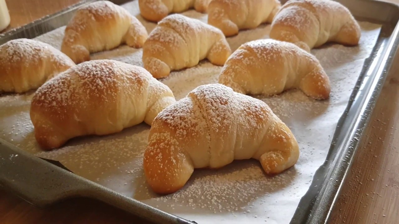 CORNETTI DI BRIOCHE SOFFICISSIMI