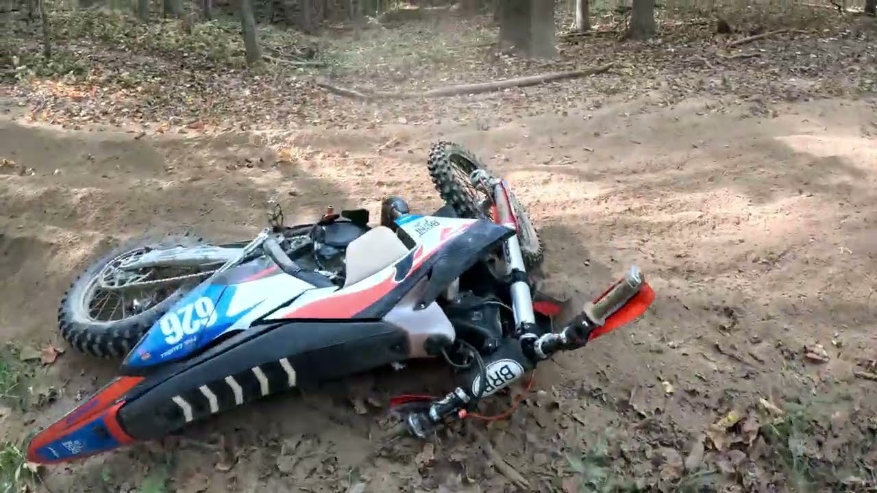 Disappointing run @ 2025  GNCC Mountaineer Rd.11 Beckley, WV 5th Masters A 50+ 1st lap. GoPro POV