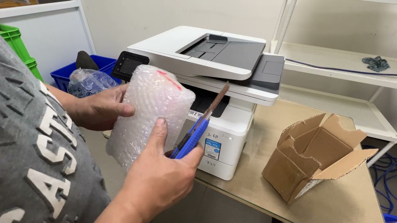 【維修紀錄】HP LaserJet Pro MFP M428 更換觸碰螢幕維修紀錄 #主板為舊版與新版本主機板不合，所以直接觸碰螢幕總成對換 20260201