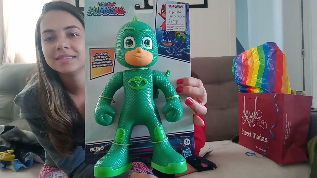 Abrindo os presentes do aniversário de 1 aninho do Henry