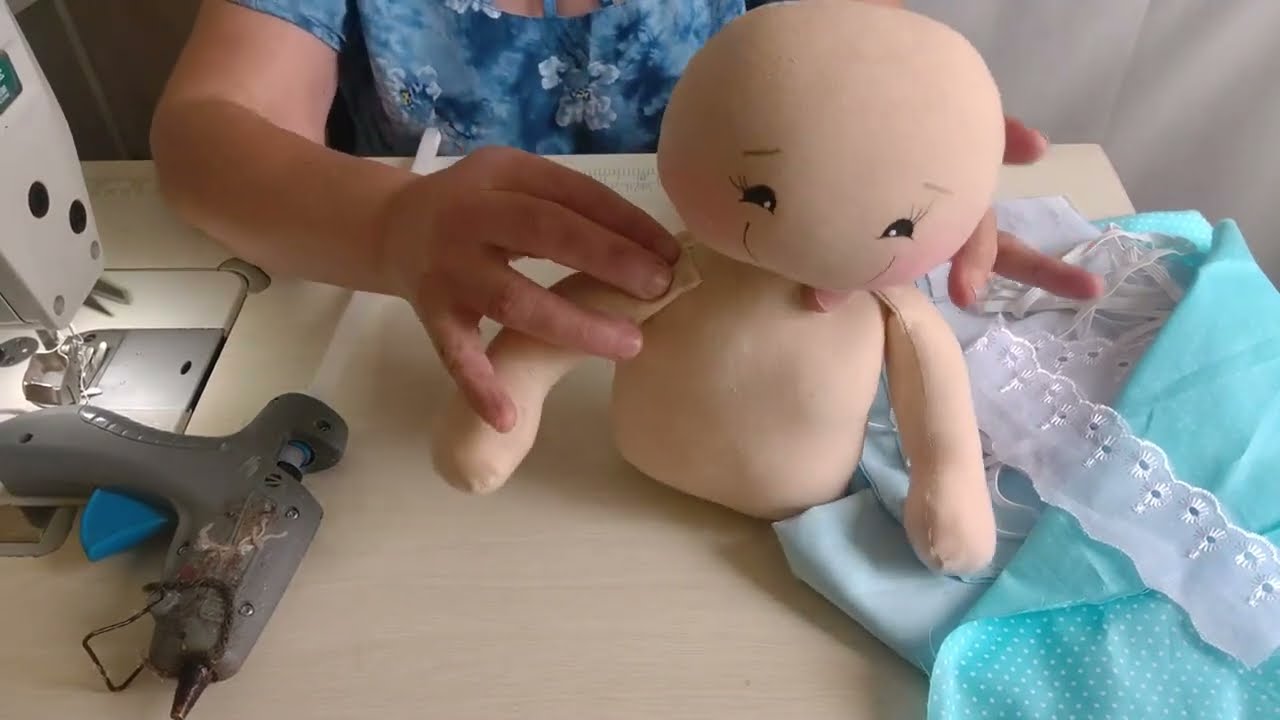 Bonecas  juju   versao 2 com molde gratis  na descricao do video