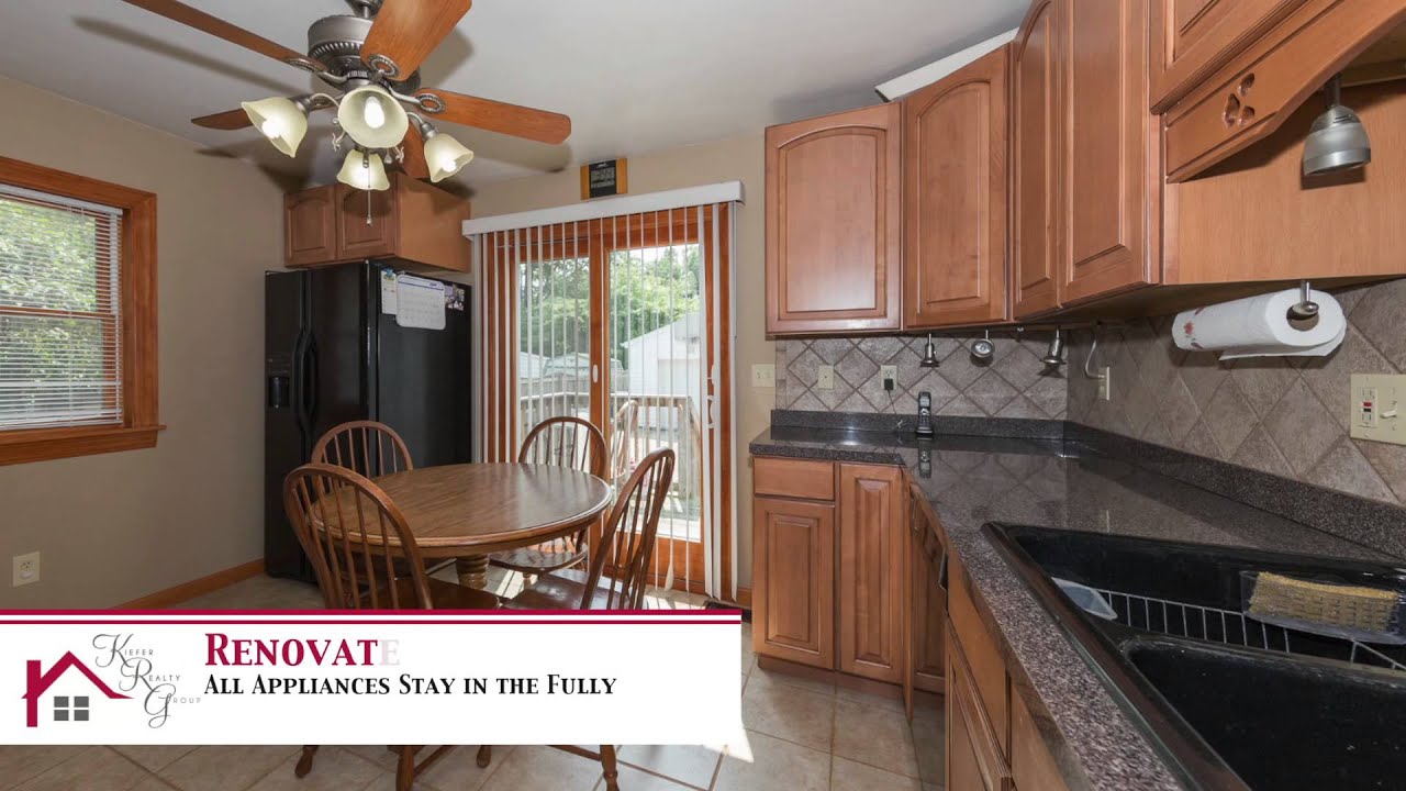 270 E 246th St, Euclid, OH 44123