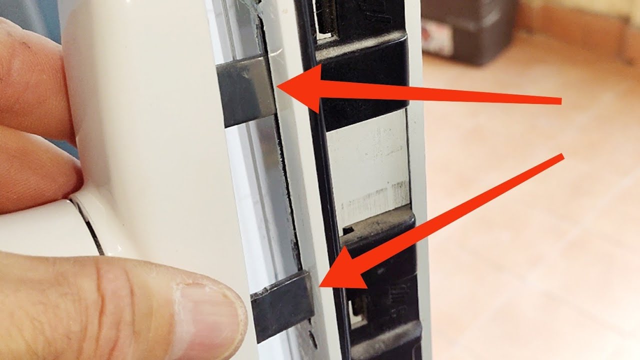 Cómo CAMBIAR una CREMONA O MANILLA DE DOS PALAS. Pongo una Con Llave. #elfontaneroencasa #cremona