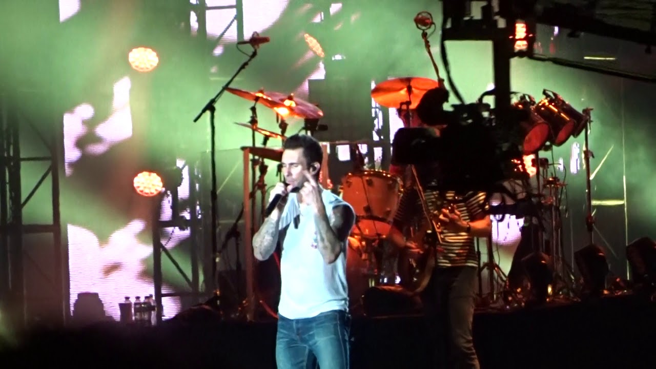 Payphone - Maroon 5 Rock in Rio 2017
