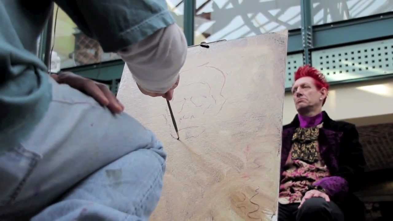 Michael Hussar demo painting at London tattoo convention part 1