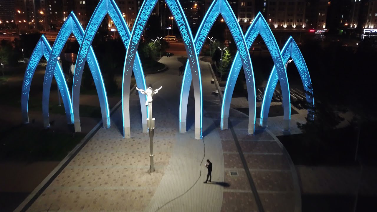 JETISY Park Nur-Sultan/ Qazaqstan/ Парковое освещение
