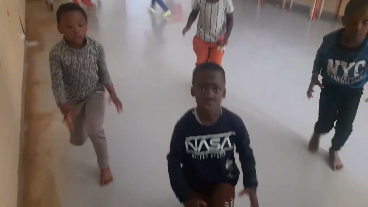 Sir Alba Arts Academy juniors rehearsal