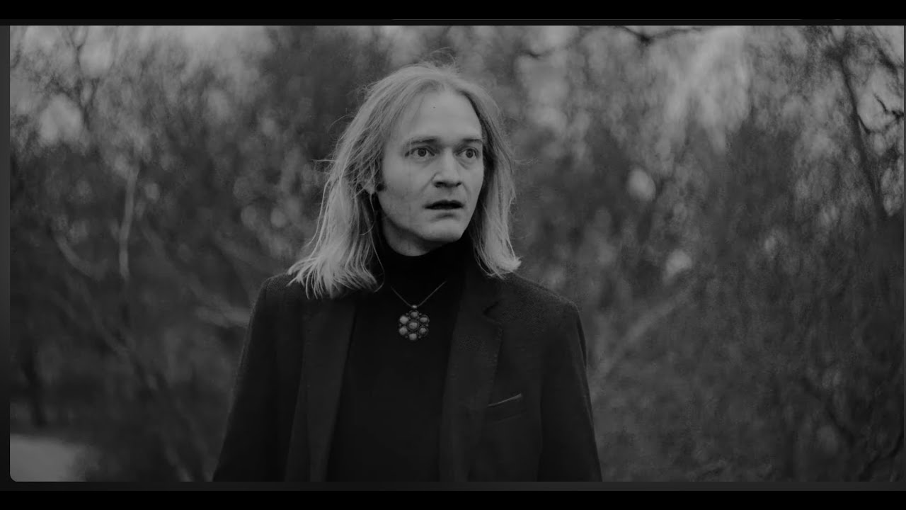 Krypta: Muuttuva labyrintti (Official Video)