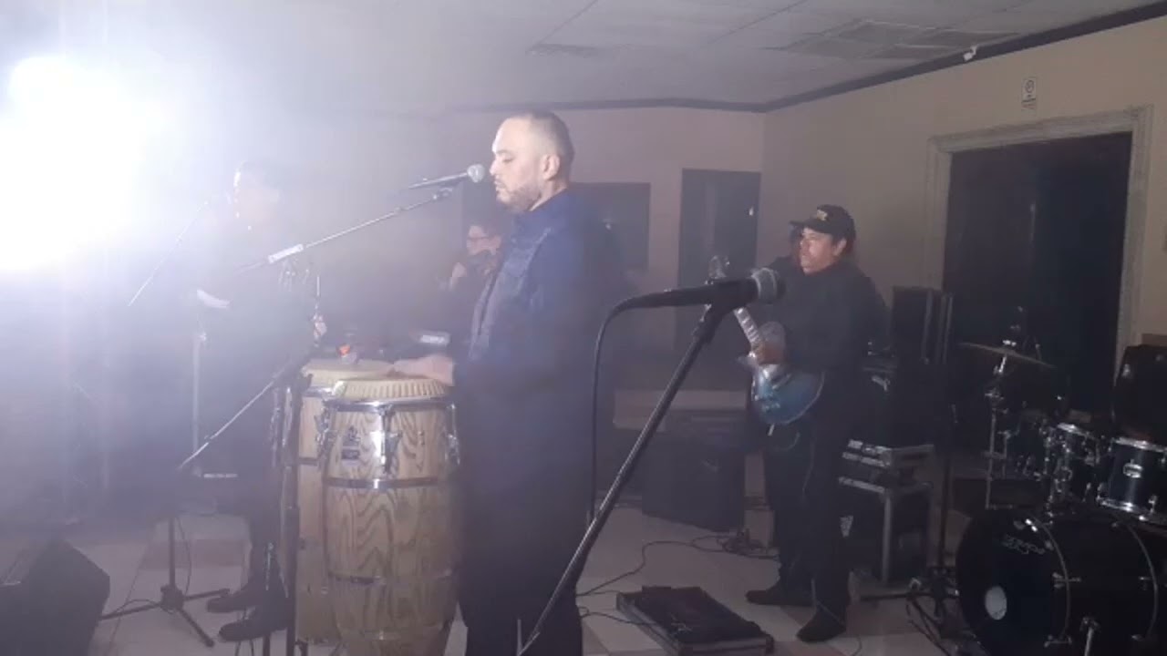 Presentacion del Grupo Zaaz de Victor Hugo Ruiz Jr en Vivo, 26 Noviembre 2022, Gracias Jorge Lara
