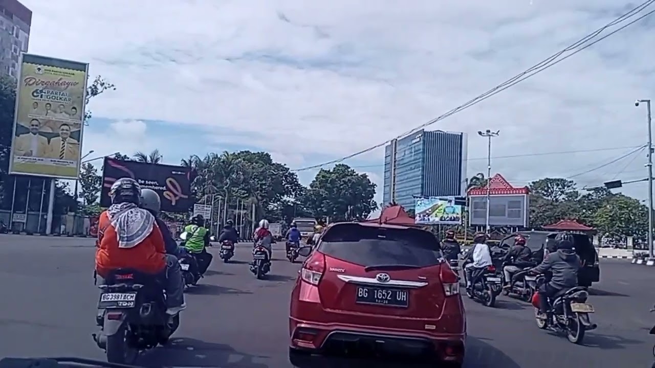 Dwikora menuju sultan Mansyur// nyetir sirion pagi di jam kerja 