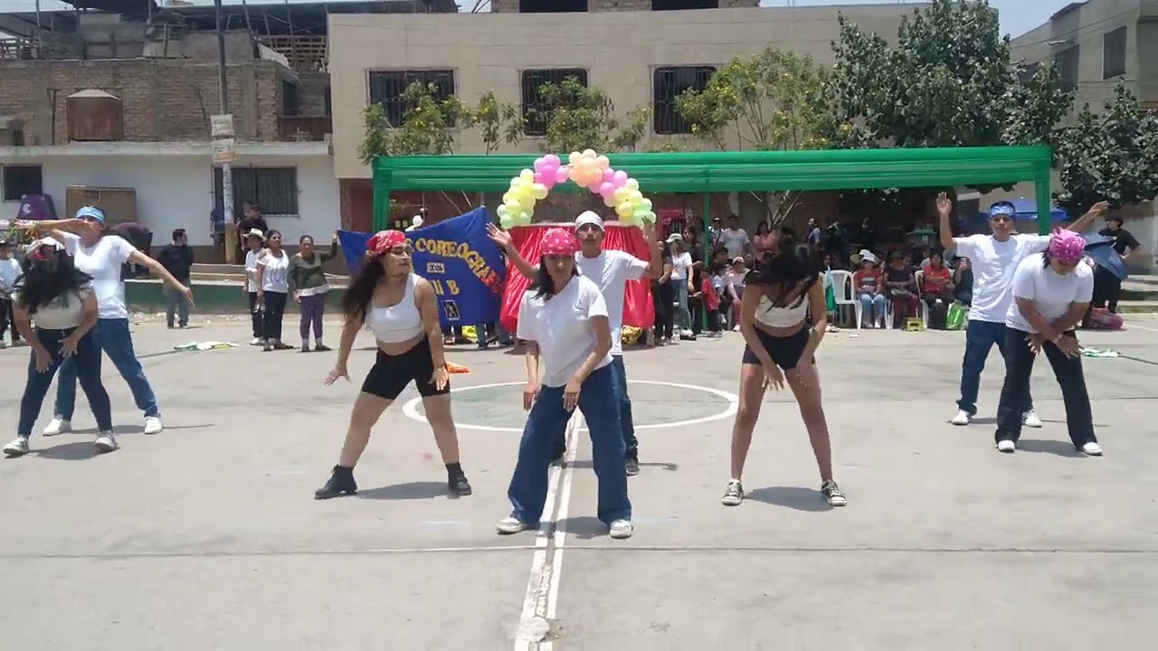 coreografía Mix pop latino Leonardo