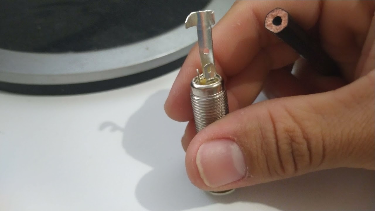 Como ligar um Jack P10 em um Contra Baixo