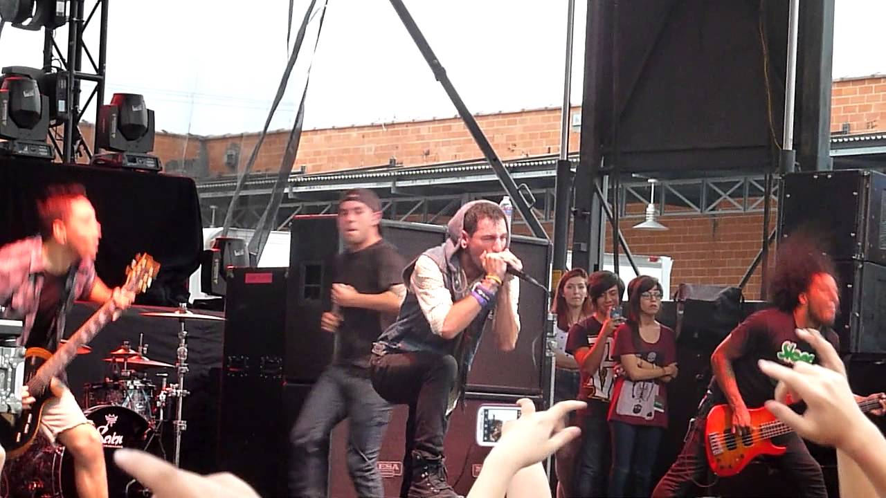Issues - Hooligans ( New Song ) - Live HD 4-26-13