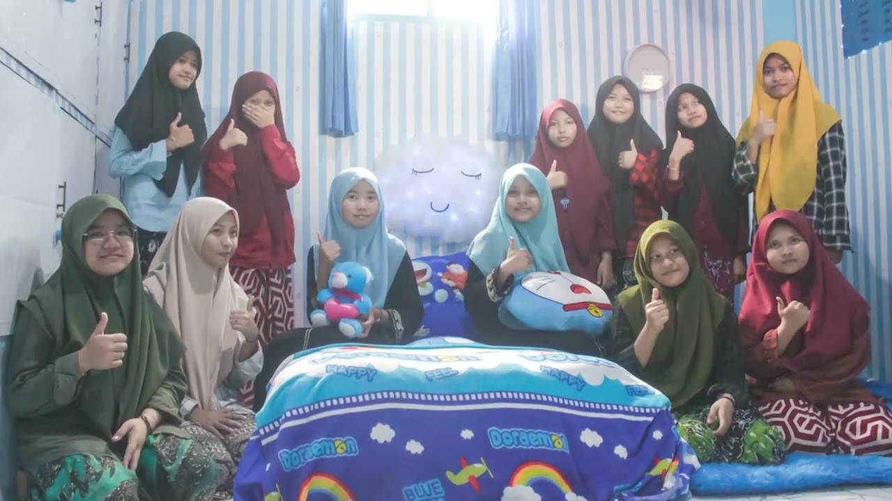 LOMBA KAMAR PONDOK PESANTREN PUTRI AL-MASYHURIAH 2022 - 2023