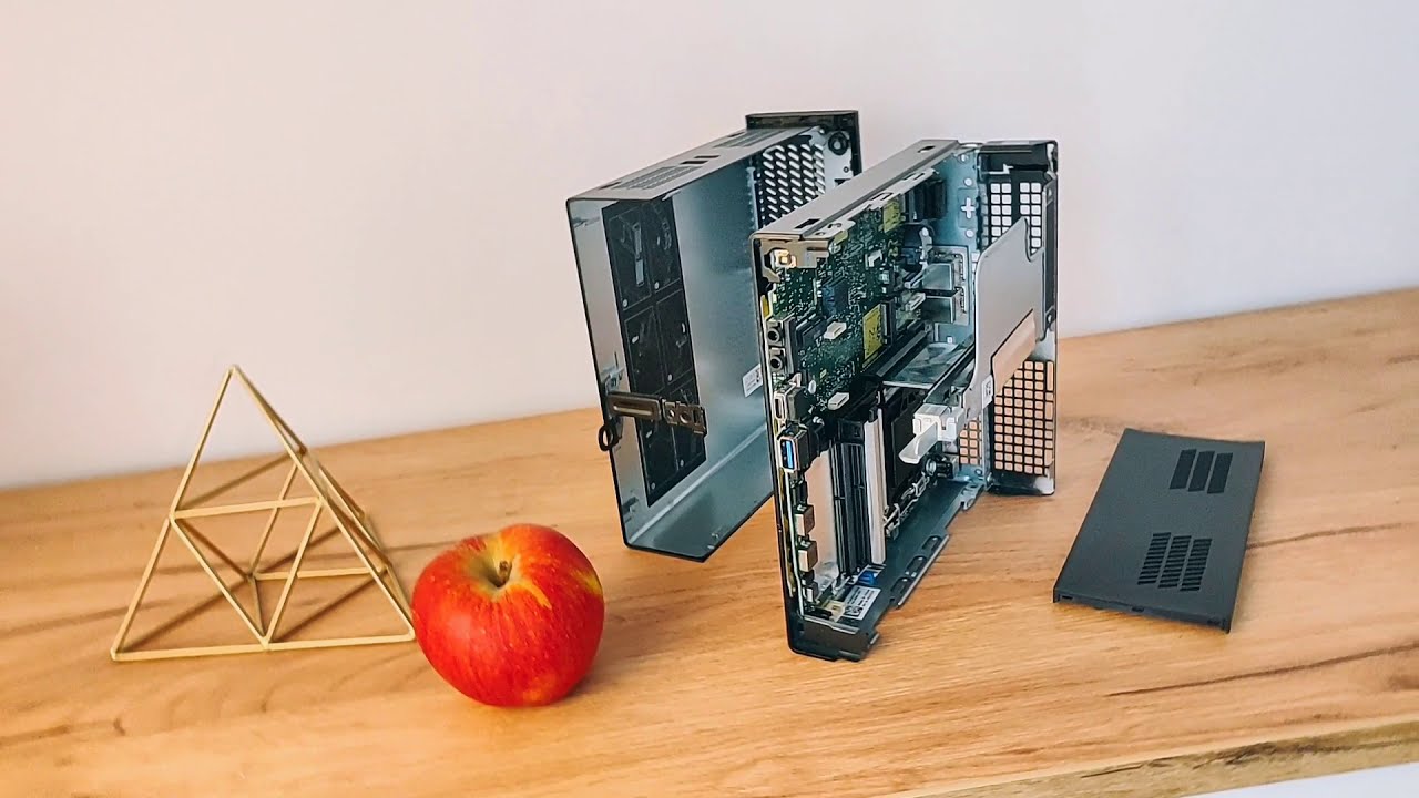 Dell Precision 3240 b