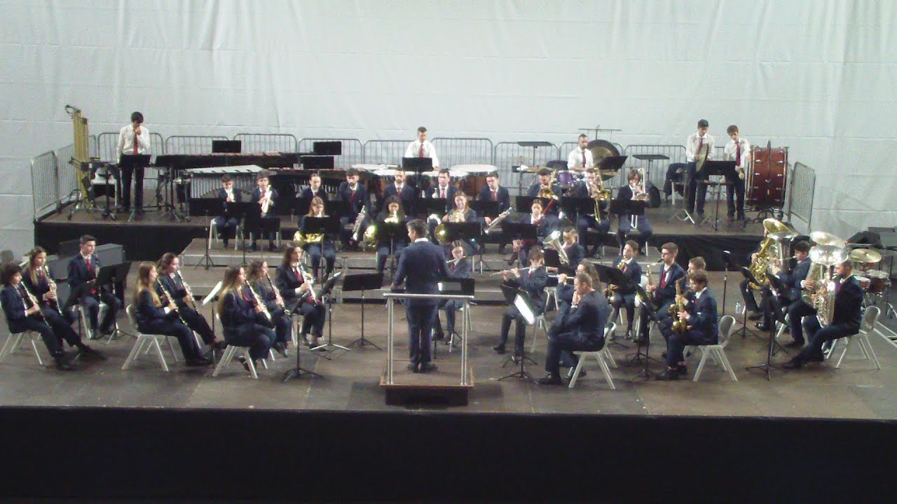 Banda de Musica da Lixa (Direção Musical: Maestro Emanuel Silva) LUSITANIDADES - Arr: Carlos Marques