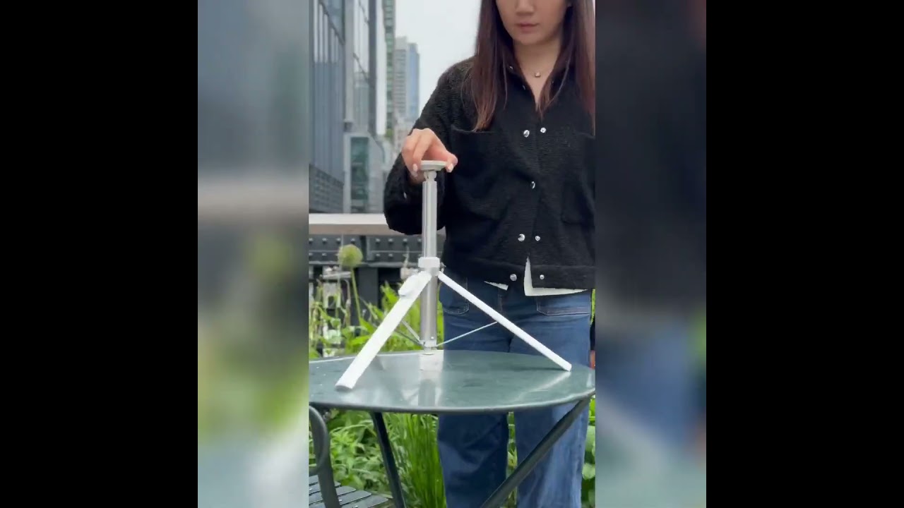 KraftGeek JustTap: The World's First Auto-Deploy Magnetic Tripod