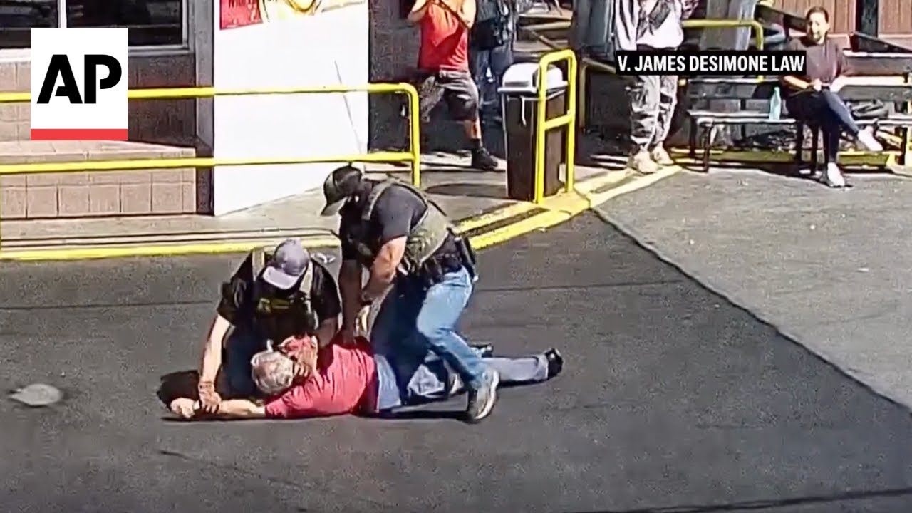 US citizen sues federal government for $50 million after agents raid his business