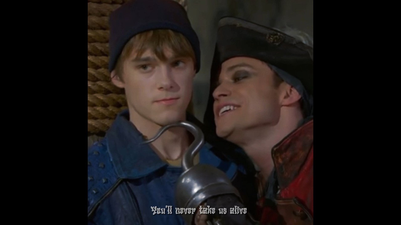 Uma & Harry || You&rsquo;ll never take us alive #harryhook #descendants #uma #thomasdoherty #chinamcclain