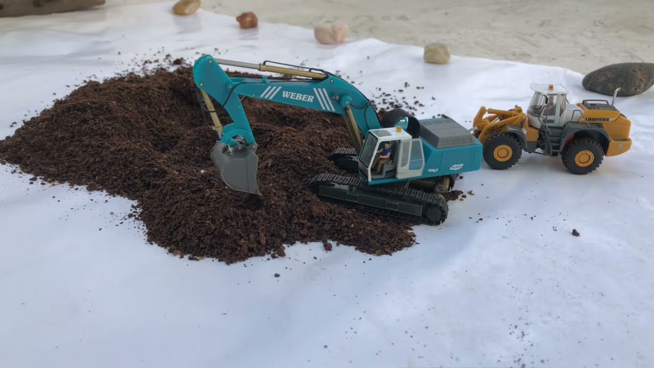 Micro RC Herpa 挖土機與鏟土機一起上工啦   清理咖啡渣8 ｜ 微型工程車 1:87 HO比例 靜改動