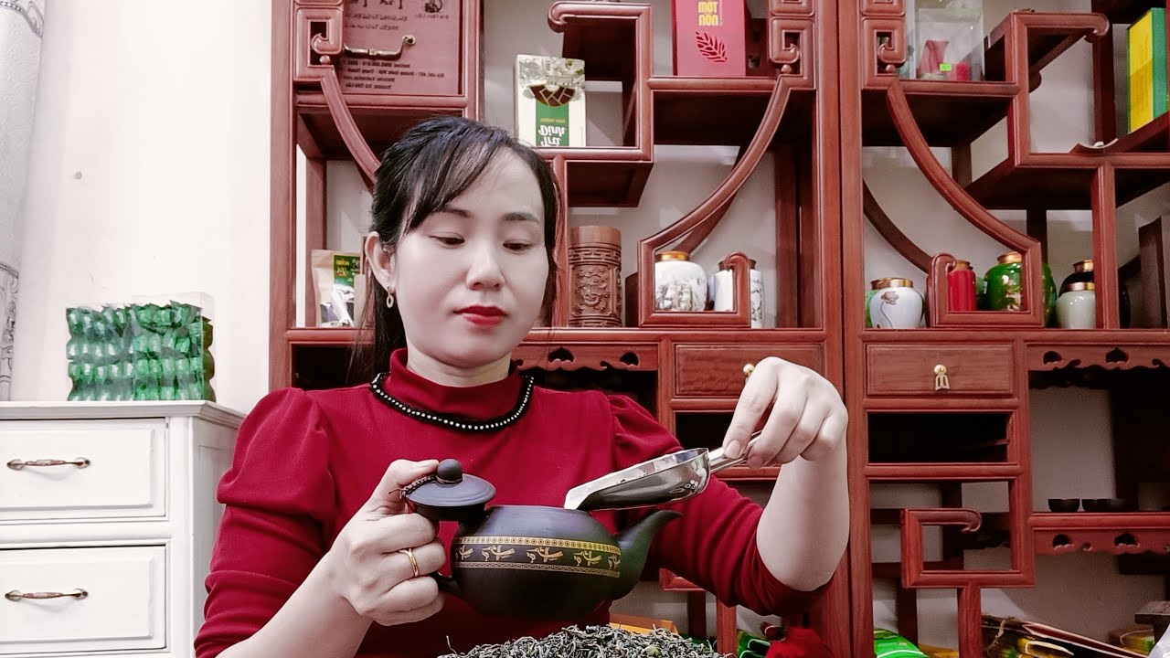 mẻ trà đầu năm đón lộc may mắn Lh0968600070
