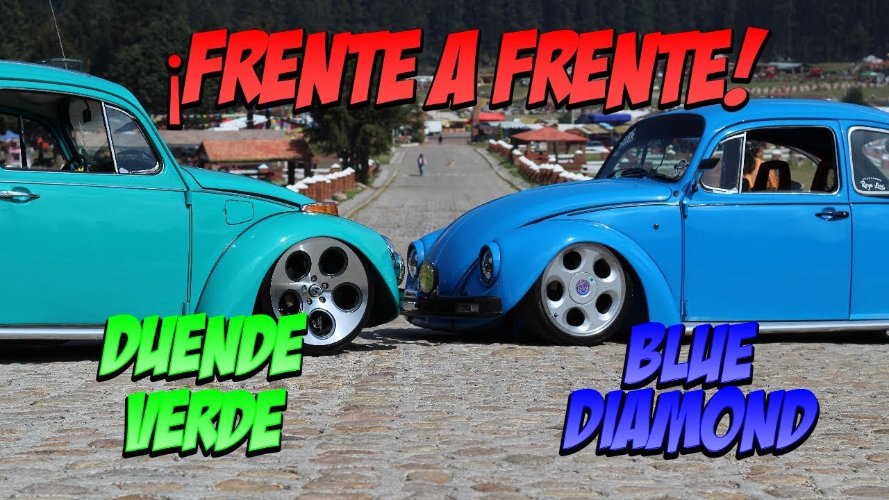 Dos vochos de exhibición ¡frente a frente!
