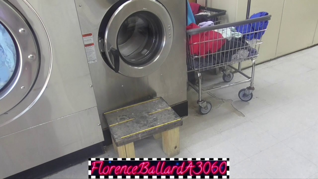 Milnor 30022-C4E Washer-Extractor Race @ North Texas Laundromat
