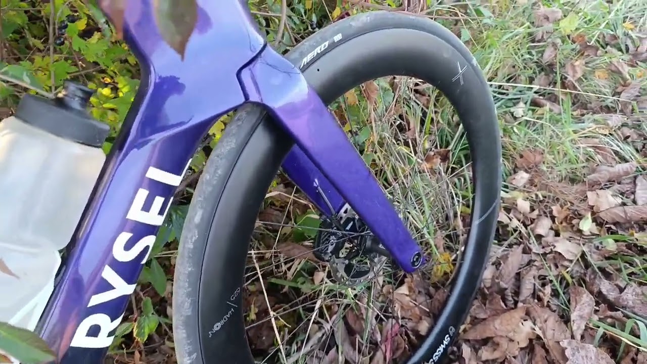 Огляд Van Rysel RCR-F 105 Di2, перший на українському Ютубі