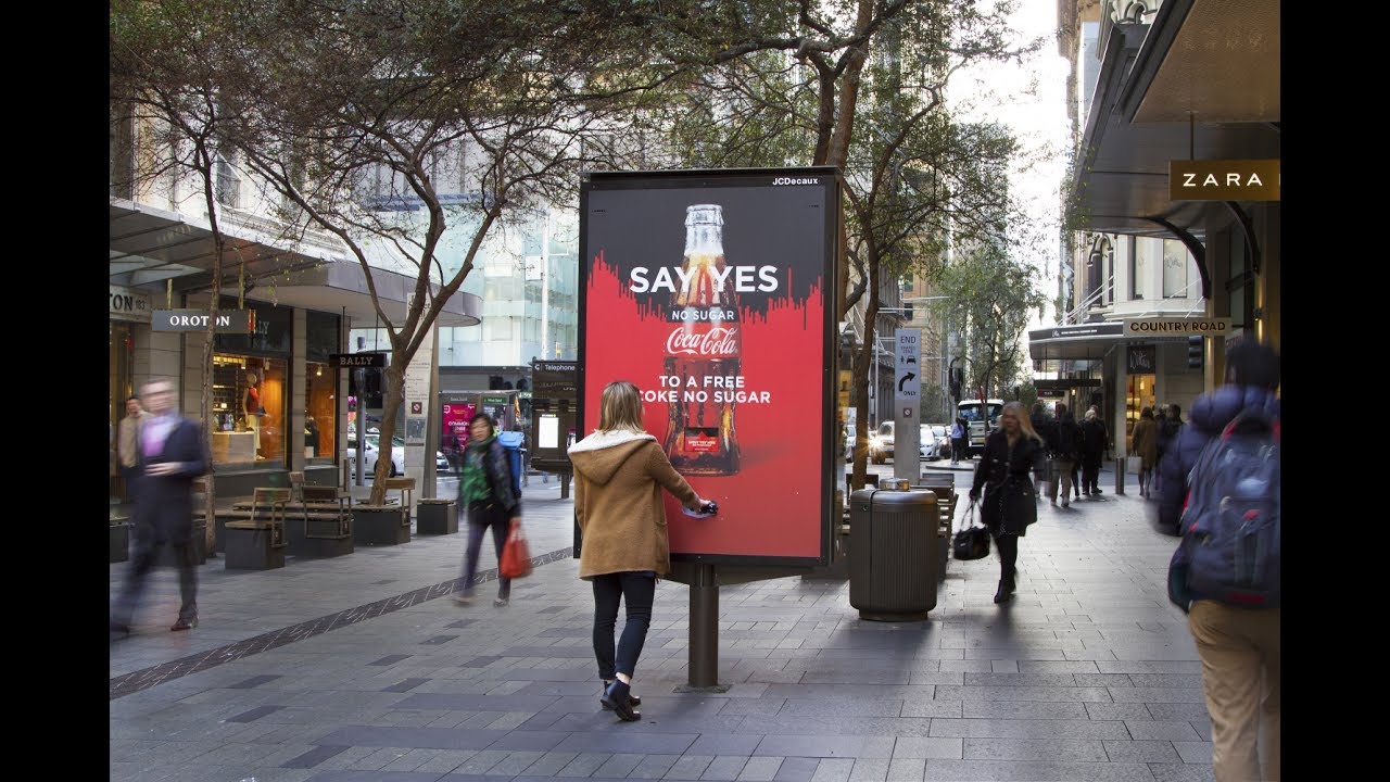 [Food & Beverage] Coca-Cola voice-activated ad: Say Yes to a Coke No Sugar! | JCDecaux Australia
