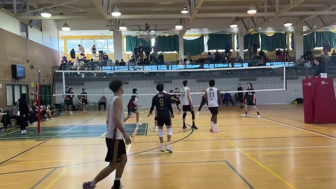 Pakmen 18U Black Vs Guelph Gryphons Titans