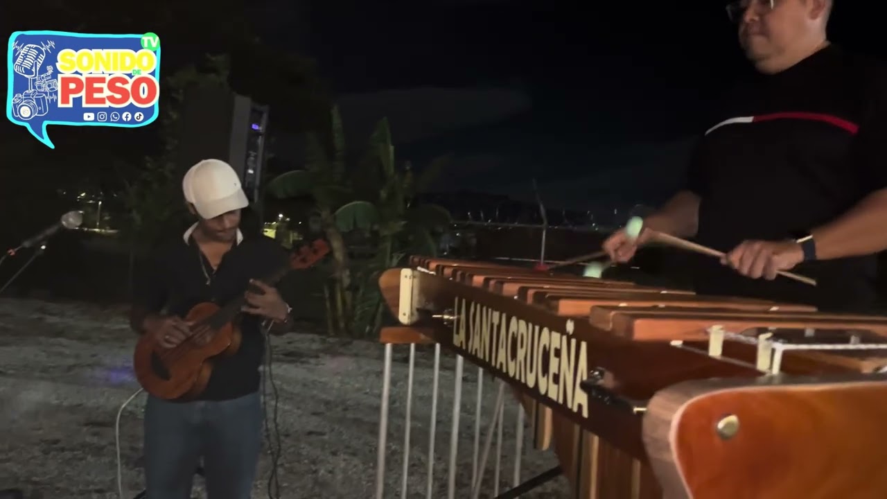 Marimba La Santacruceña. Con Chepelito Villafuerte 