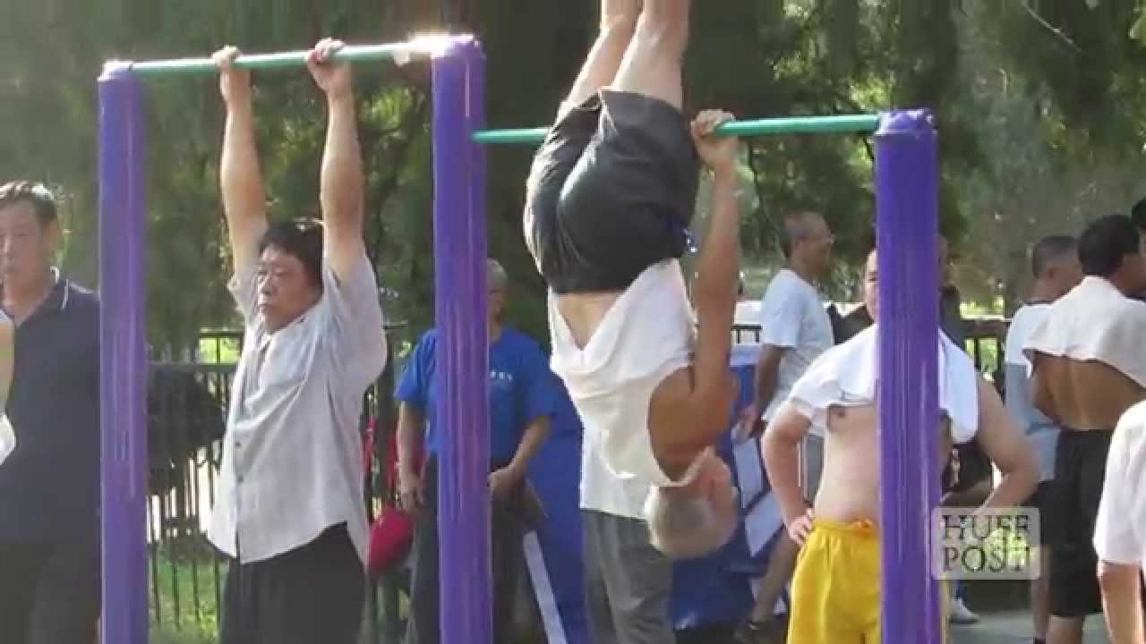Proof That Chinese Grandparents Are More Athletic Than You