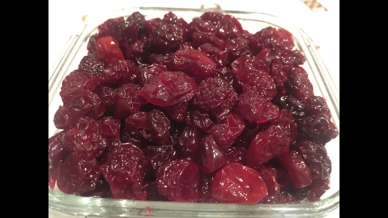 Albalı sukatı və albalı  şirəsi.Bir meyvədən iki qış tədarükü.Цукаты из вишни