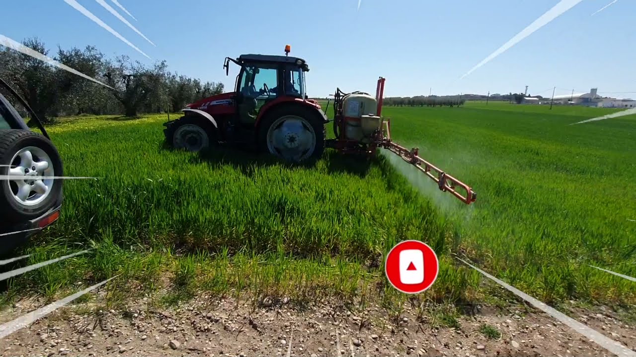diserbo grano duro Apulia Italia - Massey Ferguson 5710 SL - botte Gaspardo farm tractor